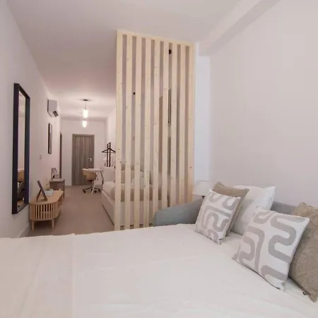 Nomad Viveros 01 * Валенсия