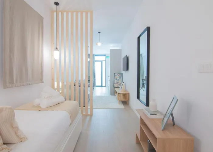 Nomad Viveros 01 * Валенсия